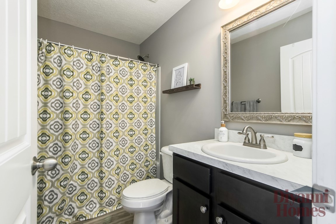 Sequoia II Bathroom
